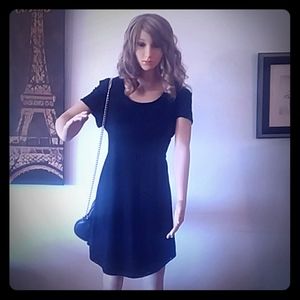 Black casual dress